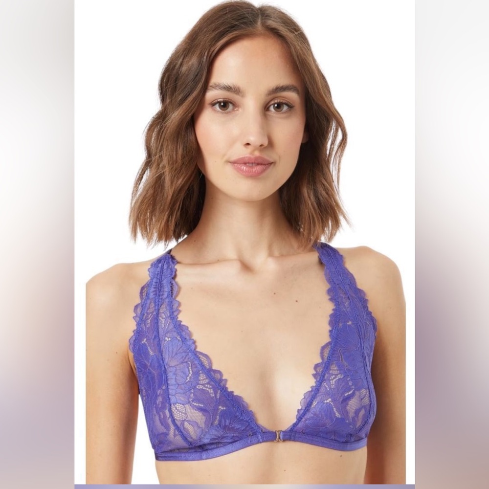Free People Intimately Triangle Bra
'AVERY' in Purple